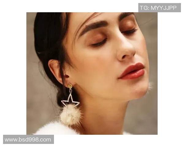 足球明星独特发型大赏展现个性魅力与时尚风采的精彩瞬间