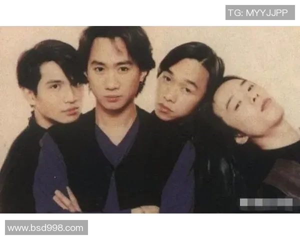 追逐梦想成为足球明星的心路历程与成长故事 追逐梦想成为足球明星的心路历程与成长故事